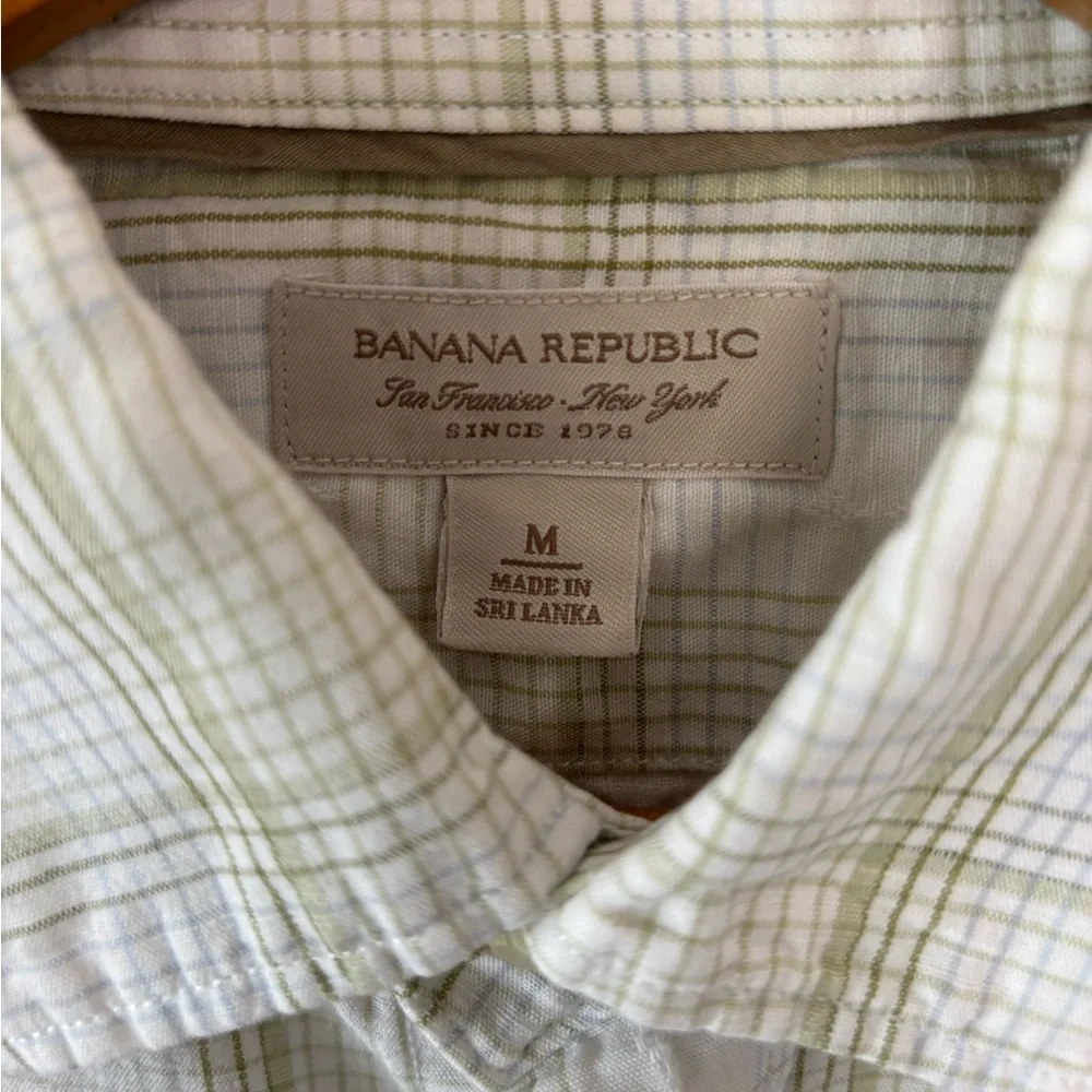 BANANA REPUBLIC Plaid Short Sleeve Button Front Shirt Size Medium